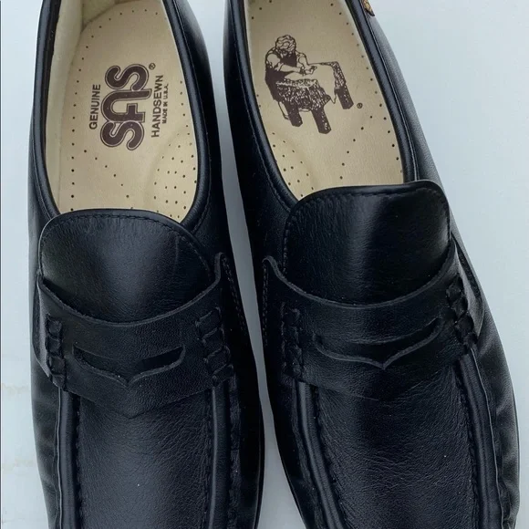 SAS | Shoes | New Rare Sas 5 2 W Med Leather Loafer Penny  display picture 2